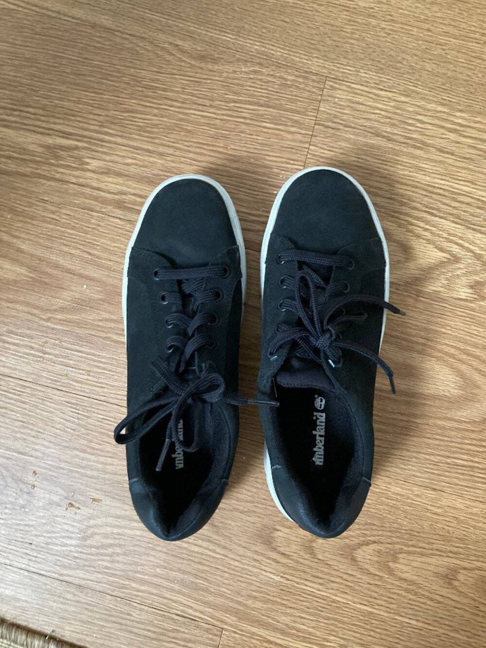 Black & White Timberland Sneakers – Size 8